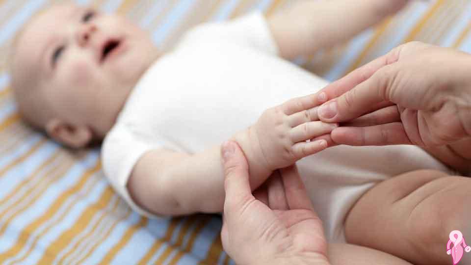 Bebeklerde 2 Ay Aşısı Sonrası Ateşlenme
