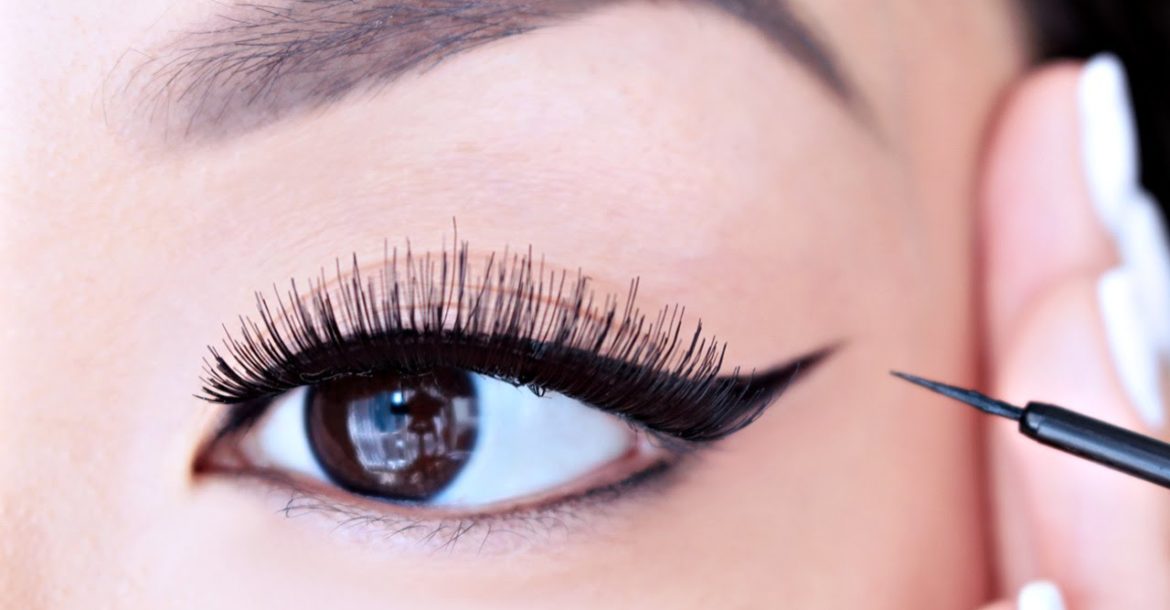 Eyeliner İle Kedi Gözü Makyajı Nasıl Yapılır?