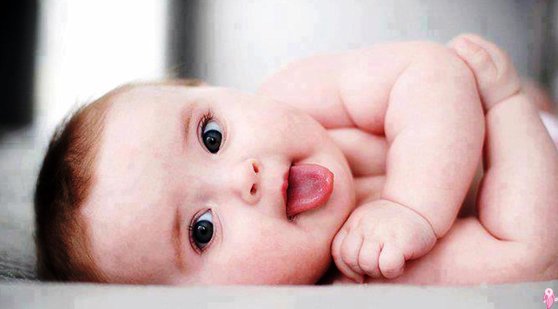 Bebeklerde ağız yarası neden olur, nasıl geçer?