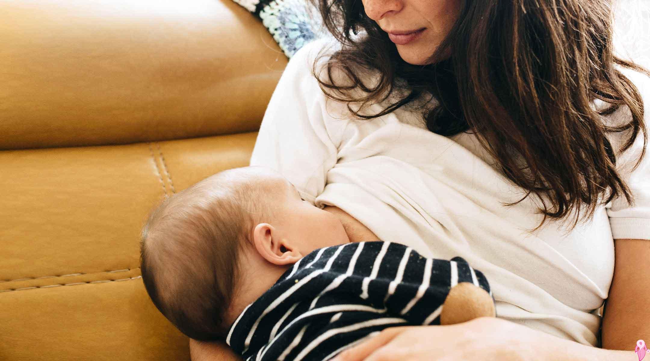 Bebekler Nasıl Doğru Emzirilir?