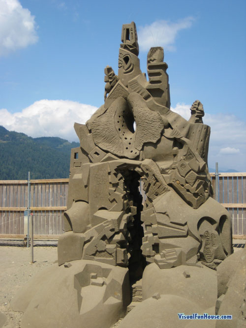 extreme-sand-castles.jpg