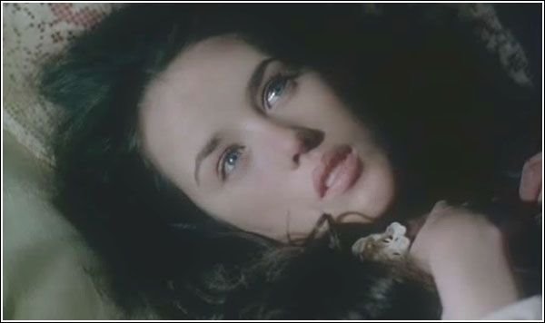 600full-isabelle-adjani.jpg