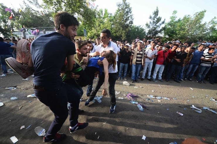hdp-miting-patlama7.jpg