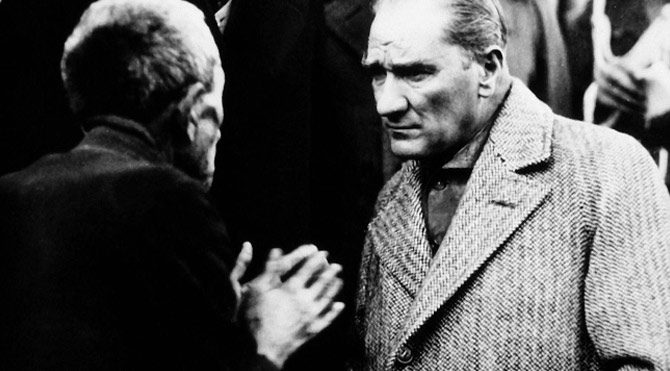 ataturk-371-2.jpg