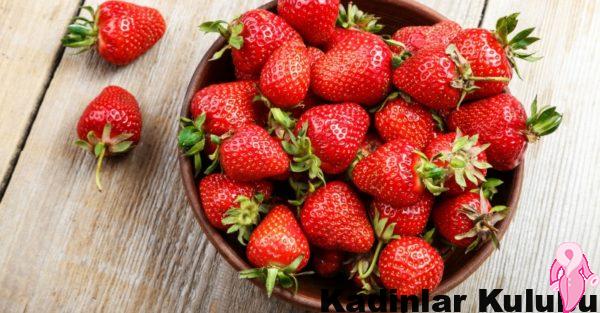 Verlieren Sie 3 Kilo in 3 Tagen mit der Erdbeer-Diätliste