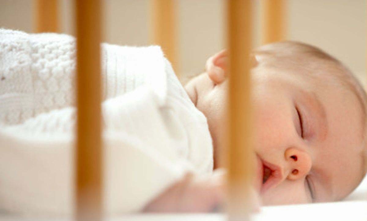 bebeklerde uyku düzeni ve alışkanlığı